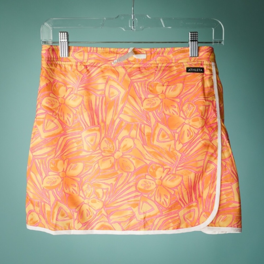 Athleta XS orange tropical active skort